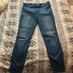 Medium wash Abercrombie jeggings